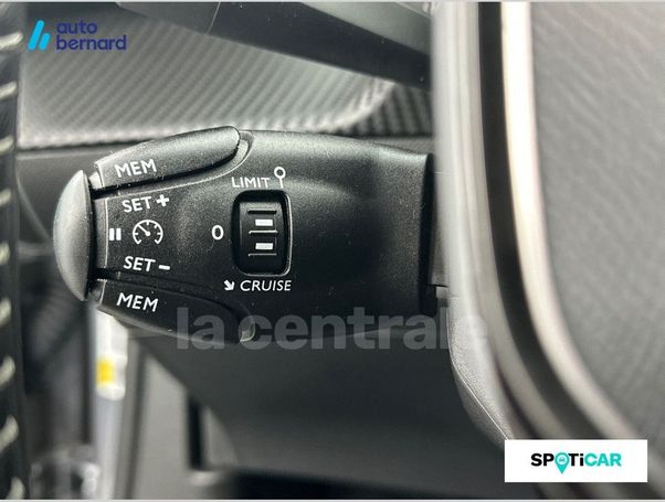 Peugeot 2008 e 50 kWh 100 kW image number 9