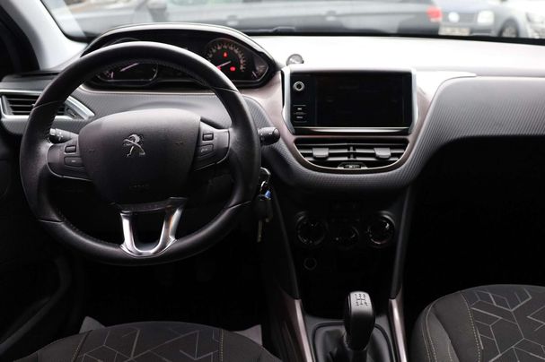 Peugeot 2008 60 kW image number 11