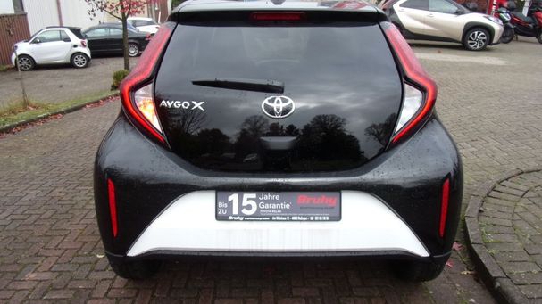 Toyota Aygo X CVT 53 kW image number 9