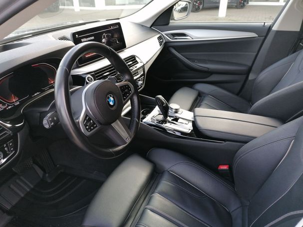 BMW 520d Touring 140 kW image number 6