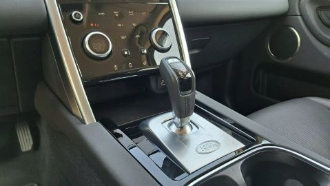 Car image 30