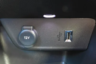 Car image 31