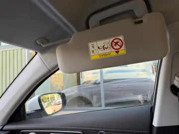 Car image 36