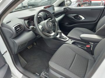 Car image 8