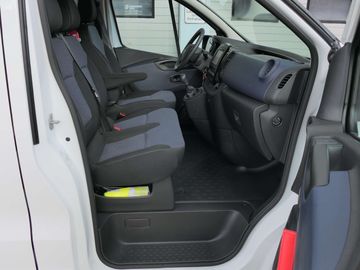 Car image 31