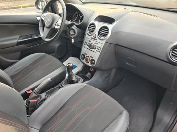 Car image 10