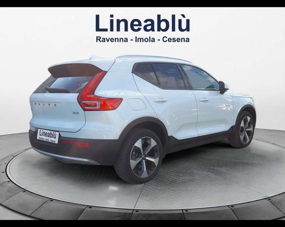 Volvo XC40 B3 Core 120 kW image number 3