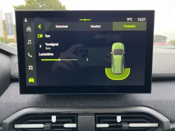 Car image 27