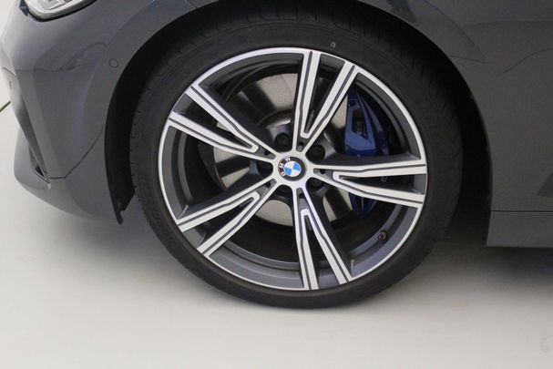 BMW 320i 135 kW image number 6