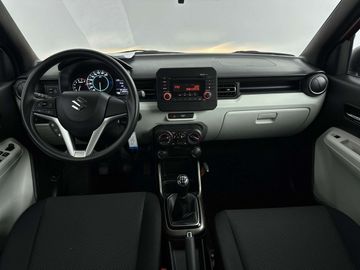 Car image 9