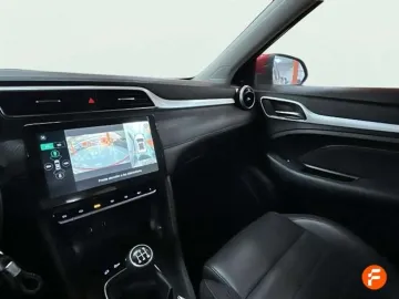 Car image 31
