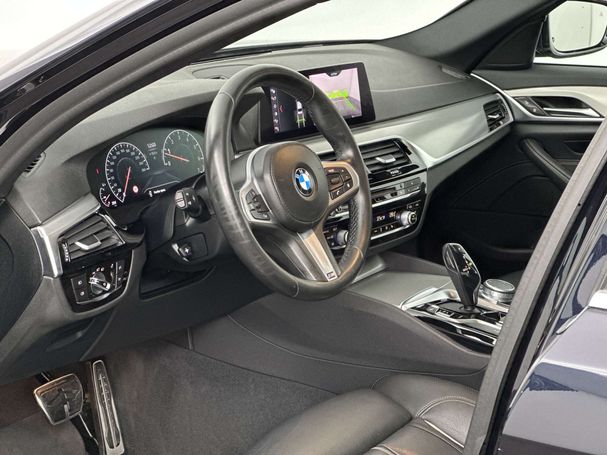 BMW 520i 135 kW image number 26