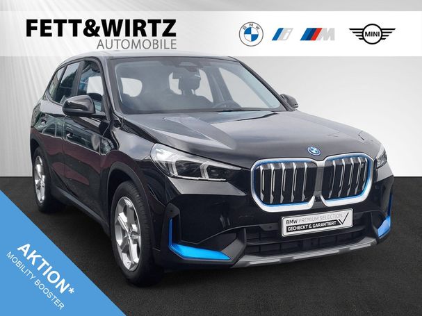 BMW iX1 xDrive30 200 kW image number 1