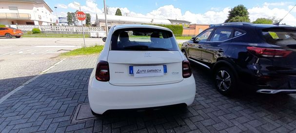 Fiat 500 e Action 70 kW image number 4