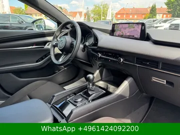 Car image 28