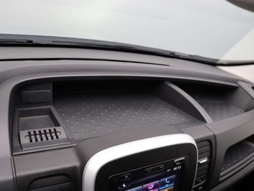 Car image 36