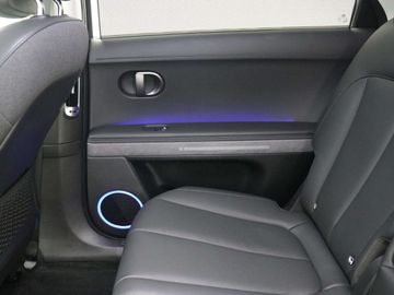 Car image 37