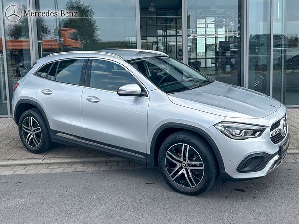 Mercedes-Benz GLA 180 100 kW image number 4