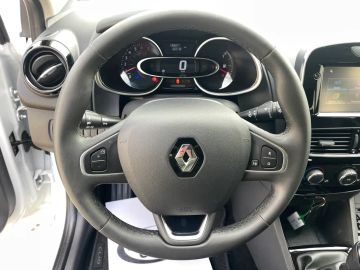 Car image 38