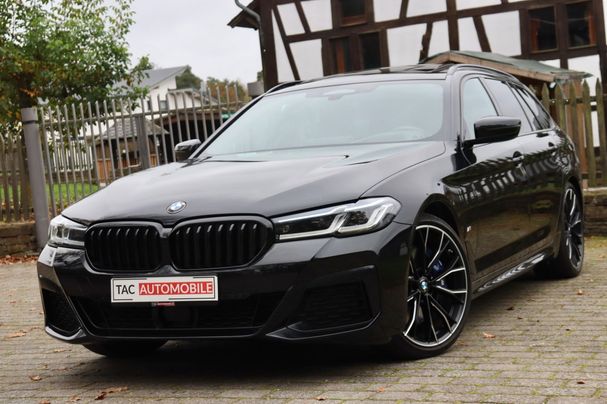 BMW 540d Touring M Sport xDrive 250 kW image number 1