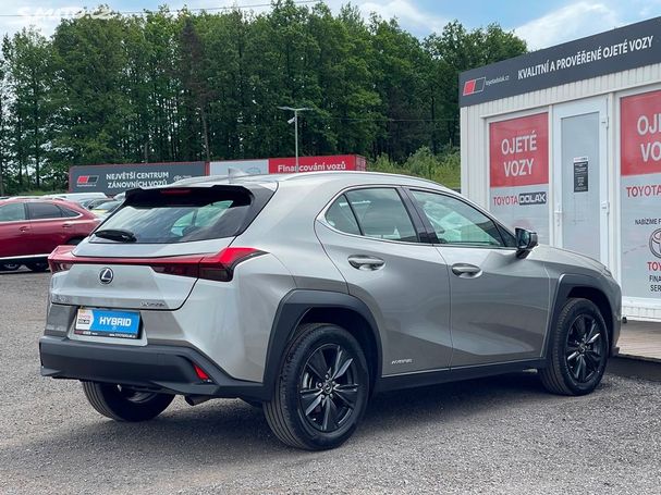 Lexus UX 250h 135 kW image number 7