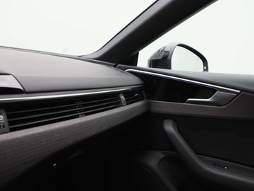 Car image 38