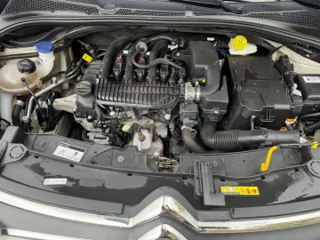 Car image 23