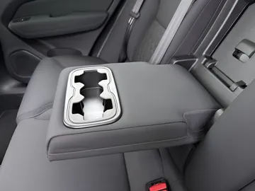 Car image 46