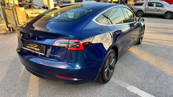 Tesla Model 3 Long Range AWD 150 kW image number 4