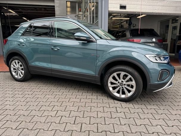 Volkswagen T-Roc 1.5 TSI DSG 110 kW image number 12