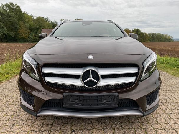 Mercedes-Benz GLA 250 4Matic 155 kW image number 3