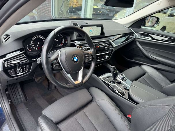 BMW 520d Touring 140 kW image number 30