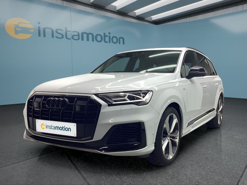 Audi Q7 55 TFSI e S line