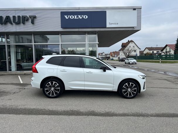 Volvo XC60 B4 AWD Plus 145 kW image number 1