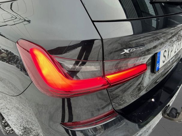 BMW 330 e Touring M Sport xDrive 216 kW image number 10