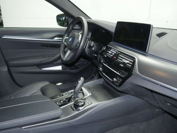 BMW 530 Touring xDrive 215 kW image number 5