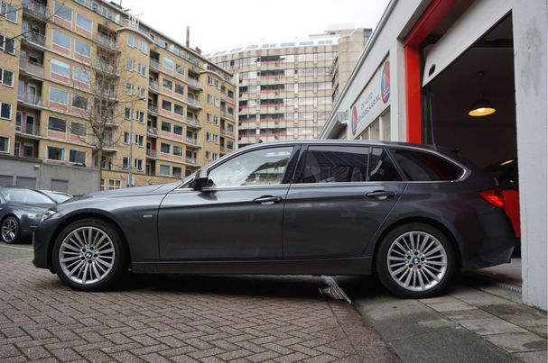 BMW 328i Touring Luxury Line 180 kW image number 5