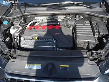 Car image 38