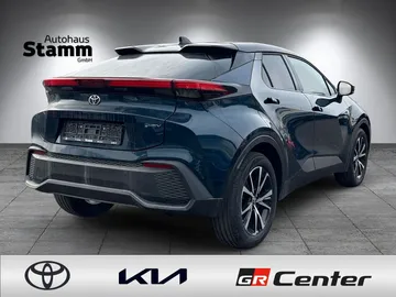 Car image 3
