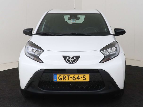 Toyota Aygo X 1.0 VVT-i 53 kW image number 25