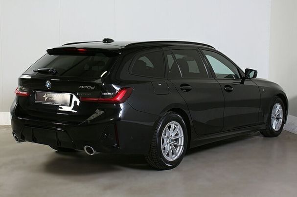 BMW 320d Touring 140 kW image number 3