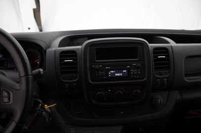 Car image 37