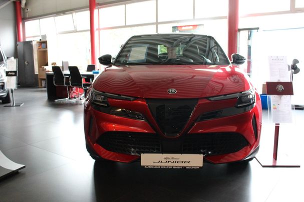 Alfa Romeo Junior Elettrica Speciale 115 kW image number 2