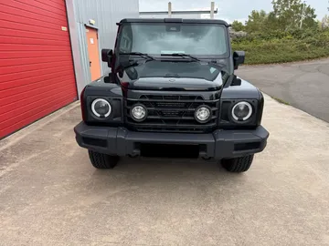 Car image 8