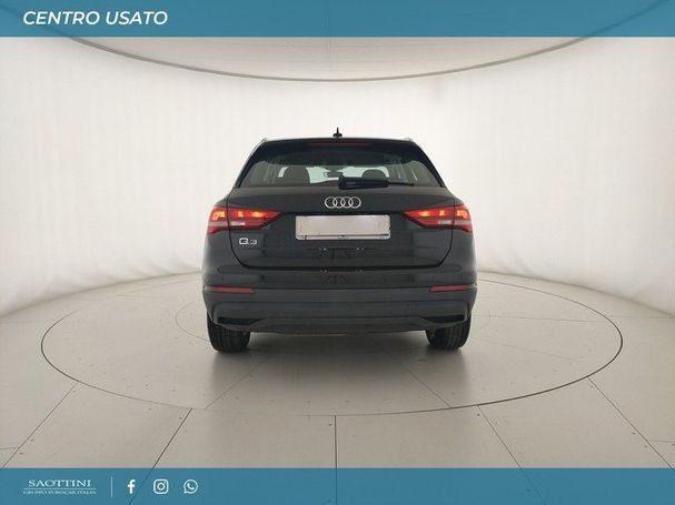 Audi Q3 35 TDI S tronic Business 110 kW image number 3