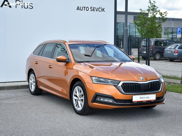 Skoda Octavia 2.0 TDI DSG Style 110 kW image number 8