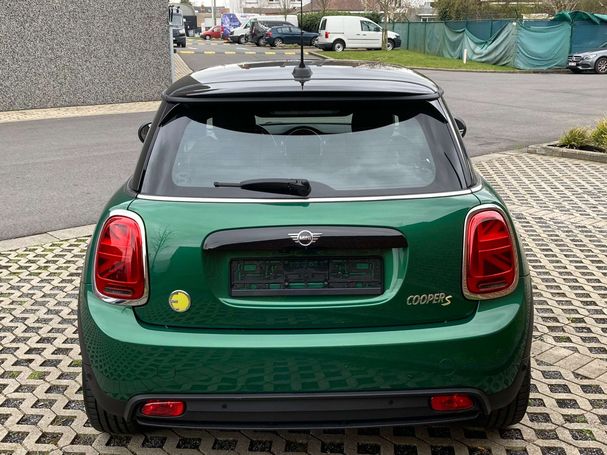 Mini Cooper SE Electric 135 kW image number 6