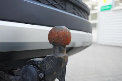 Car image 32