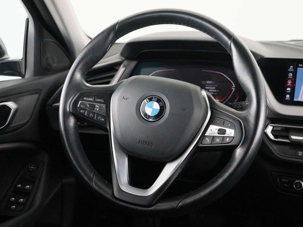 BMW 118i 100 kW image number 2