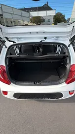 Car image 26